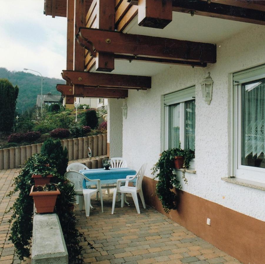 Gaestehaus Hoffmann Dörrenbach Exteriör bild
